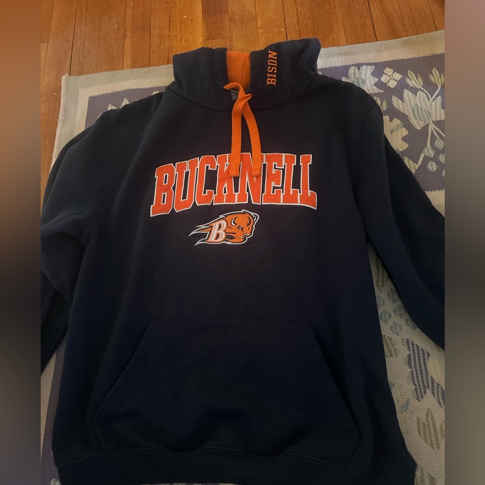 Stadium Athletic - Bucknell Vintage
Sweatshirt
PLEASE MESSAGE BEFORE BUYING :)